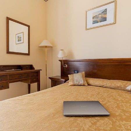 Hotel Villa Delle Rose 오리스타노 외부 사진