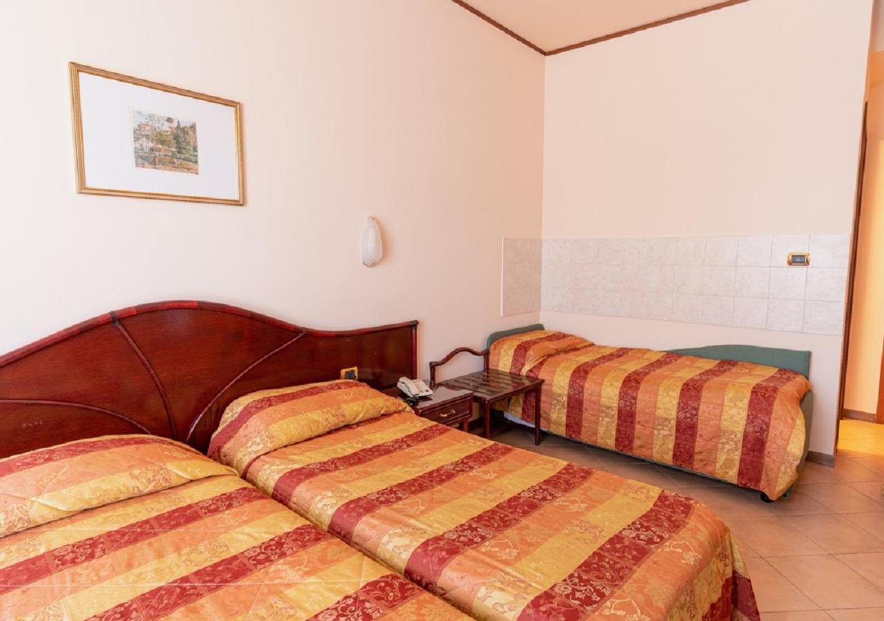 Hotel Villa Delle Rose 오리스타노 외부 사진