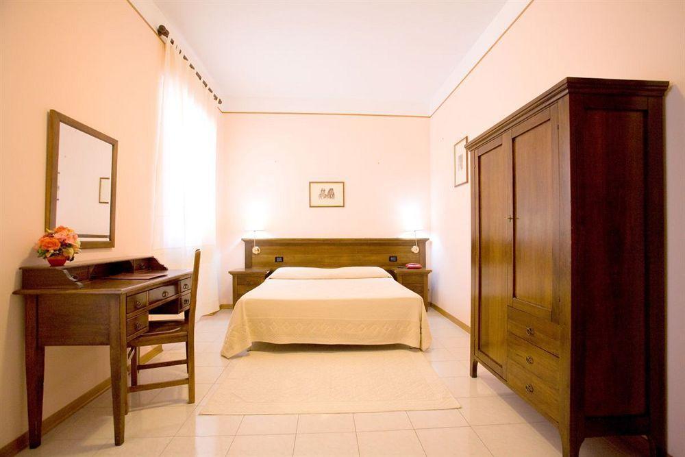 Hotel Villa Delle Rose 오리스타노 외부 사진